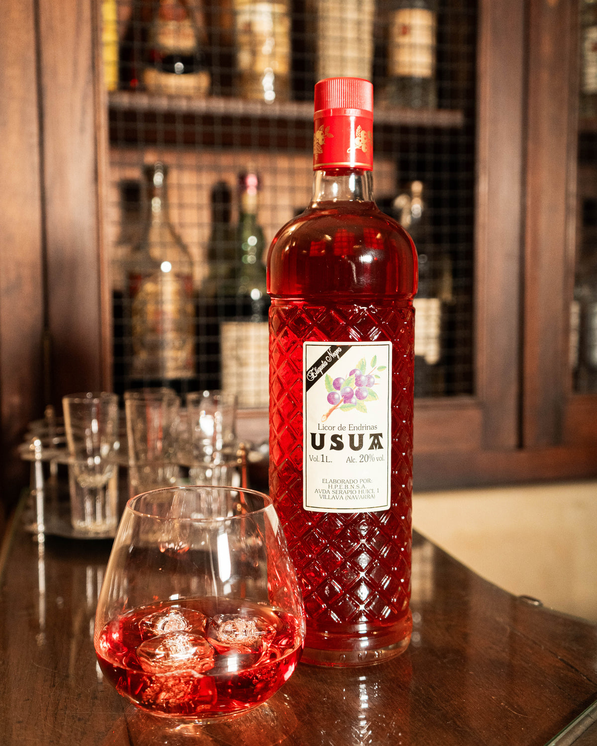 Licor de Endrinas Usua 20º 1 L 6 unidades